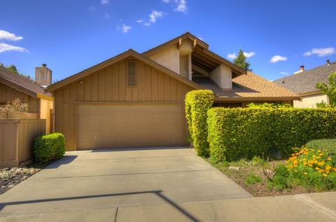 549 Oakbrook Dr, Modesto, CA 95354 photo 1