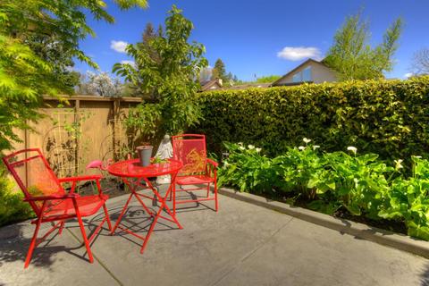 549 Oakbrook Dr, Modesto, CA 95354 photo 4