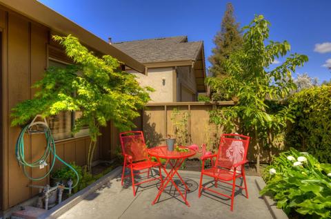 549 Oakbrook Dr, Modesto, CA 95354 photo 3