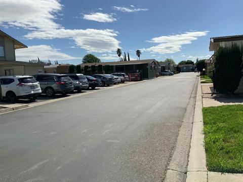 812 W Clover Rd #40, Tracy, CA 95376 photo 2