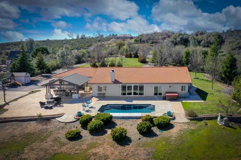 3981 Pine Cone Dr, Rescue, CA 95672 photo 2