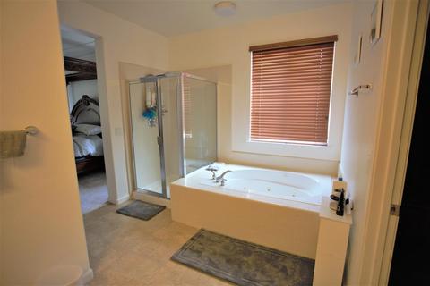 2317 Lovers Point Ln, Modesto, CA 95356 photo 10