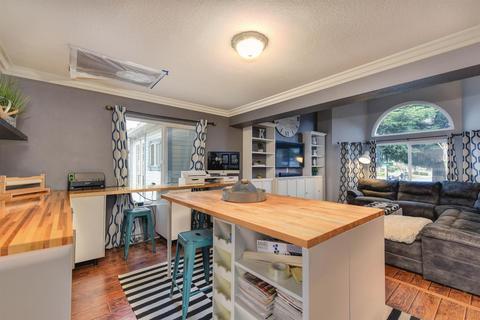 144 Hazelmere Dr, Folsom, CA 95630 photo 9