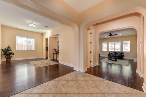 796 Bluestone Cir, Folsom, CA 95630 photo 4