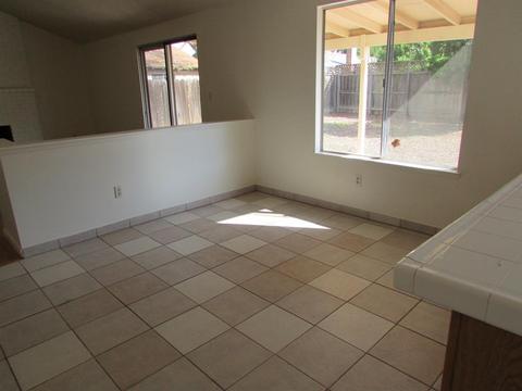 2820 Sapphire Dr, Modesto, CA 95355 photo 11