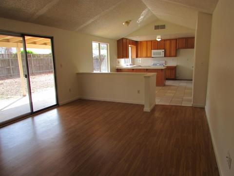 2820 Sapphire Dr, Modesto, CA 95355 photo 8
