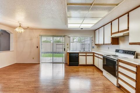 13 James Ct, Tracy, CA 95376 photo 8