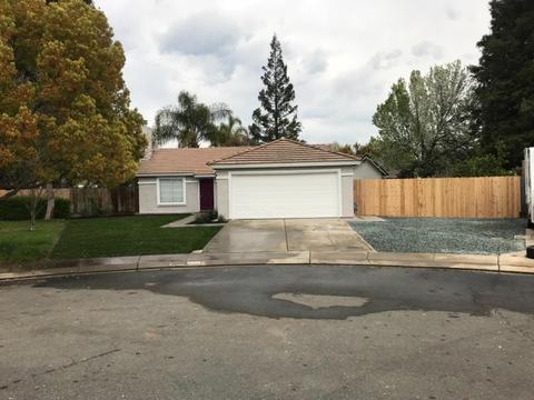 424 Beufort Ct, Modesto, CA 95357 photo 2