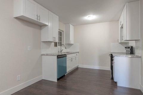 212 Crater Ave, Modesto, CA 95351 photo 4