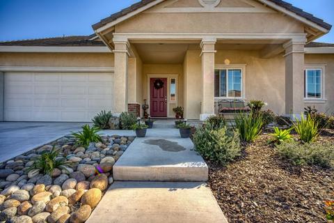 498 Pendragon St, Manteca, CA 95337 photo 2