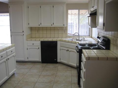 1212 Yellowstone Ave, Modesto, CA 95358 photo 9