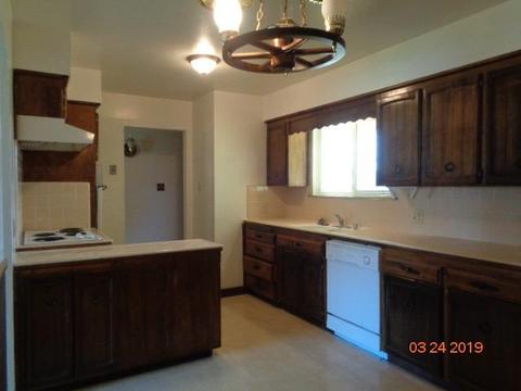 1409 Queens Cir, Merced, CA 95340 photo 4