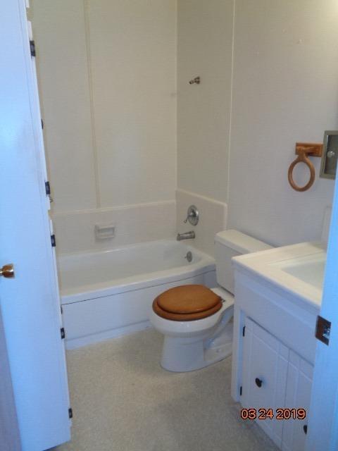 1409 Queens Cir, Merced, CA 95340 photo 9
