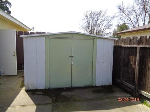 1409 Queens Cir, Merced, CA 95340 photo 13