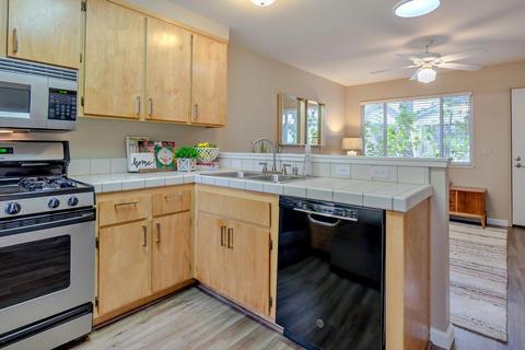 1707 Olympic Dr #12, Davis, CA 95616 photo 5