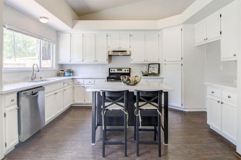 986 Lourence Dr, Tracy, CA 95376 photo 11