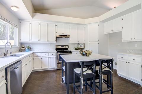 986 Lourence Dr, Tracy, CA 95376 photo 14