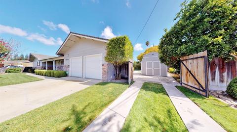 1078 Suess Ct, Manteca, CA 95337 photo 2