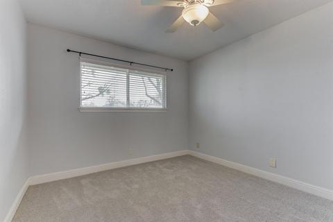 2639 Macgregor Ct, Modesto, CA 95350 photo 16