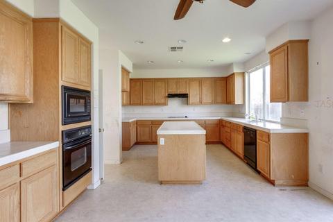 4385 Oakridge Dr, Tracy, CA 95377 photo 8