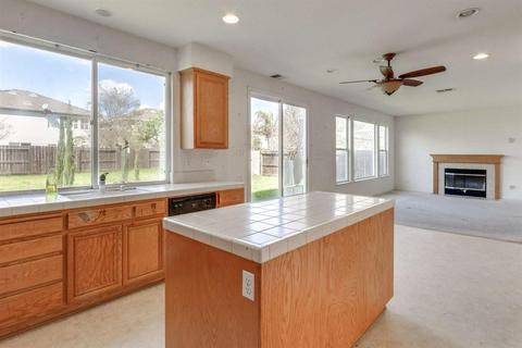 4385 Oakridge Dr, Tracy, CA 95377 photo 7