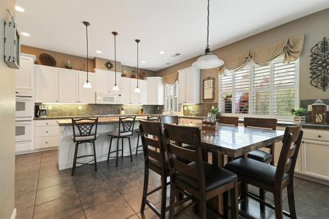 519 W Santos Ave, Ripon, CA 95366 photo 10