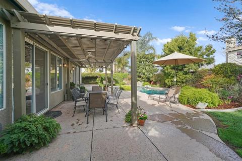519 W Santos Ave, Ripon, CA 95366 photo 9