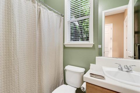 519 W Santos Ave, Ripon, CA 95366 photo 57