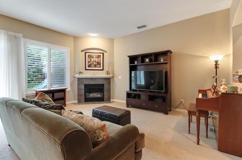519 W Santos Ave, Ripon, CA 95366 photo 24