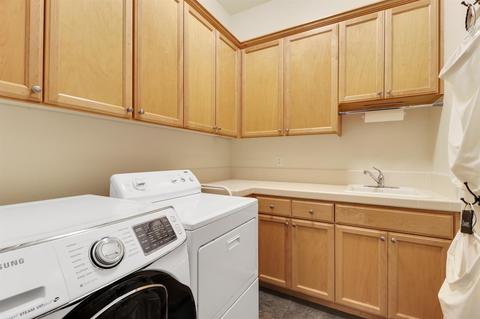 519 W Santos Ave, Ripon, CA 95366 photo 61