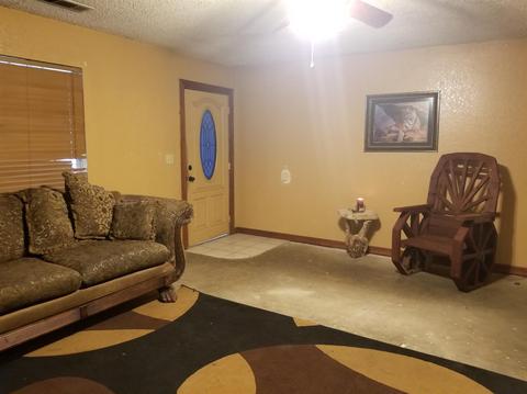 608 Mcnaughton Ct, Patterson, CA 95363 photo 2