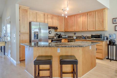 806 La Coruno St, Davis, CA 95618 photo 8