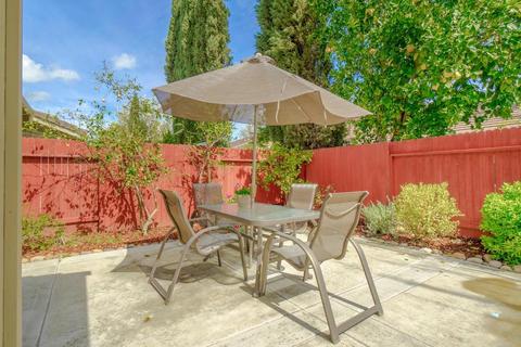 806 La Coruno St, Davis, CA 95618 photo 22