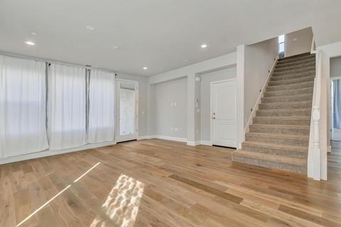 1715 Spring St, Davis, CA 95616 photo 4