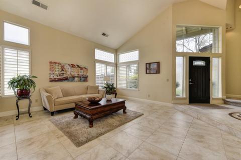 153 Keller Cir, Folsom, CA 95630 photo 5