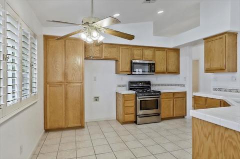172 Dyer Ave, Manteca, CA 95336 photo 6