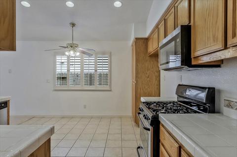 172 Dyer Ave, Manteca, CA 95336 photo 8