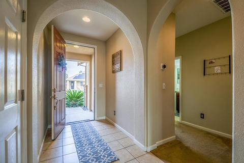 1725 Dalia Ln, Manteca, CA 95337 photo 3