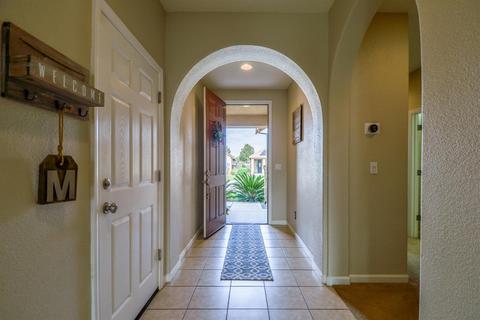 1725 Dalia Ln, Manteca, CA 95337 photo 4