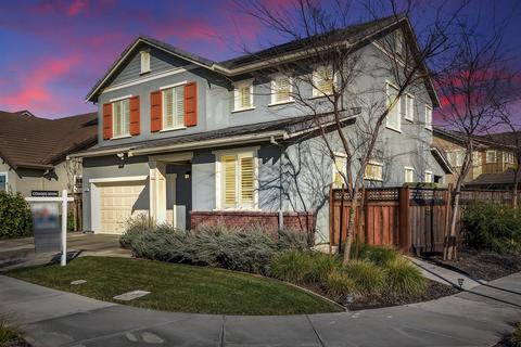 1241 Mariners Dr, Lathrop, CA 95330 photo 3