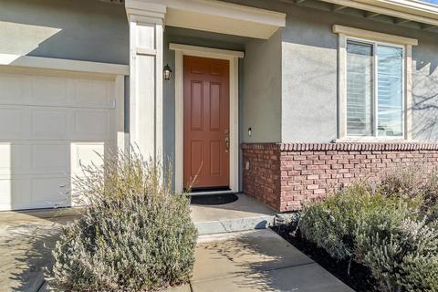 1241 Mariners Dr, Lathrop, CA 95330 photo 5