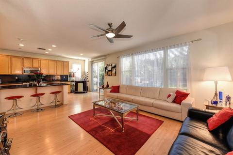 2331 Leonardo St, Davis, CA 95618 photo 2