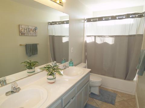 2433 Jonathon, Escalon, CA 95320 photo 37