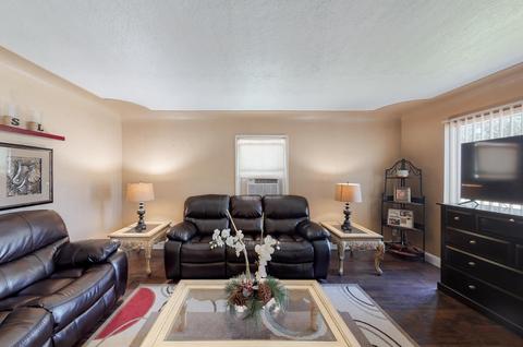 2016 Dora St, Modesto, CA 95354 photo 3