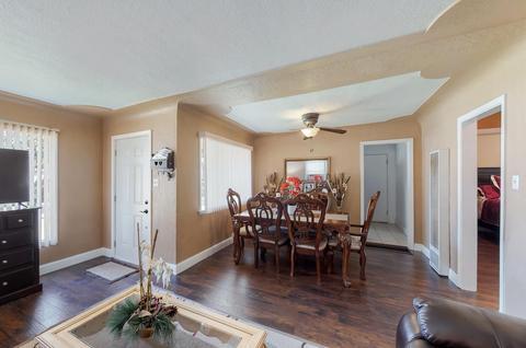 2016 Dora St, Modesto, CA 95354 photo 2