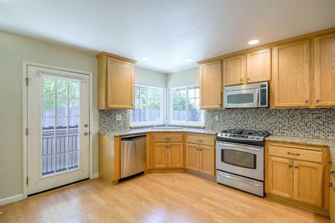 3812 Olivebranch Ln, Carmichael, CA 95608 photo 10
