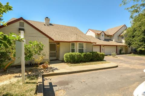 3812 Olivebranch Ln, Carmichael, CA 95608 photo 2