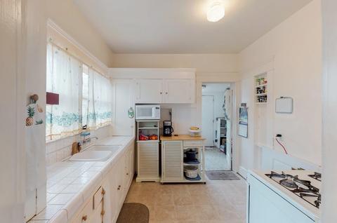 238 E Tokay St, Lodi, CA 95240 photo 9
