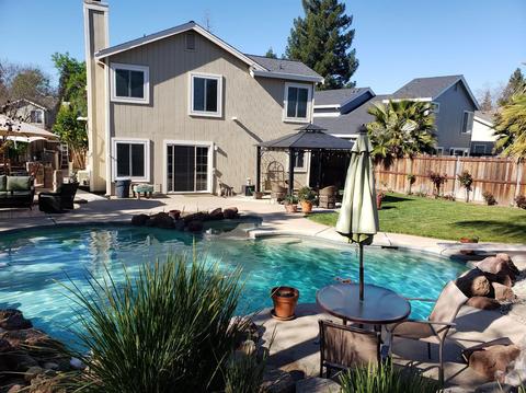 8424 Lost River Ct, Antelope, CA 95843 photo 2