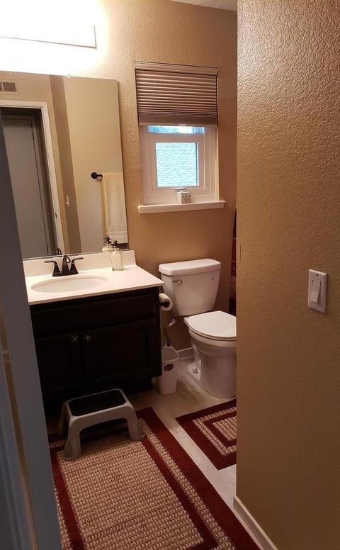 8424 Lost River Ct, Antelope, CA 95843 photo 10